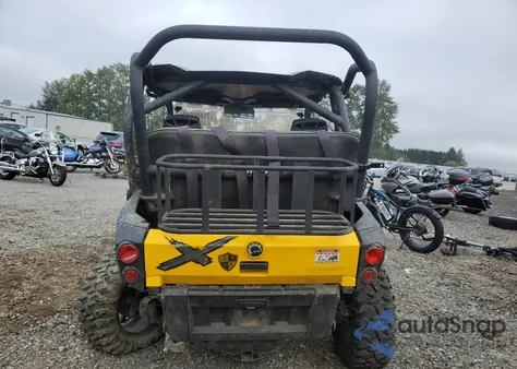 2011 Can Am Commander 1000X z USA, uszkodzony, nr VIN 3JBKXLP1XBJ001049